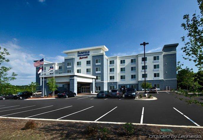 Fairfield Inn & Suites By Marriott Смитфийлд Екстериор снимка